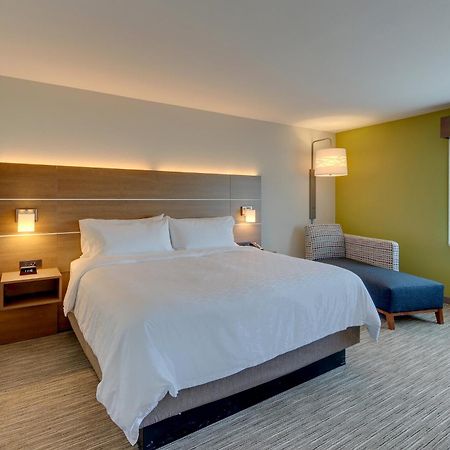 Holiday Inn Express & Suites - Roanoke - Civic Center Exteriör bild