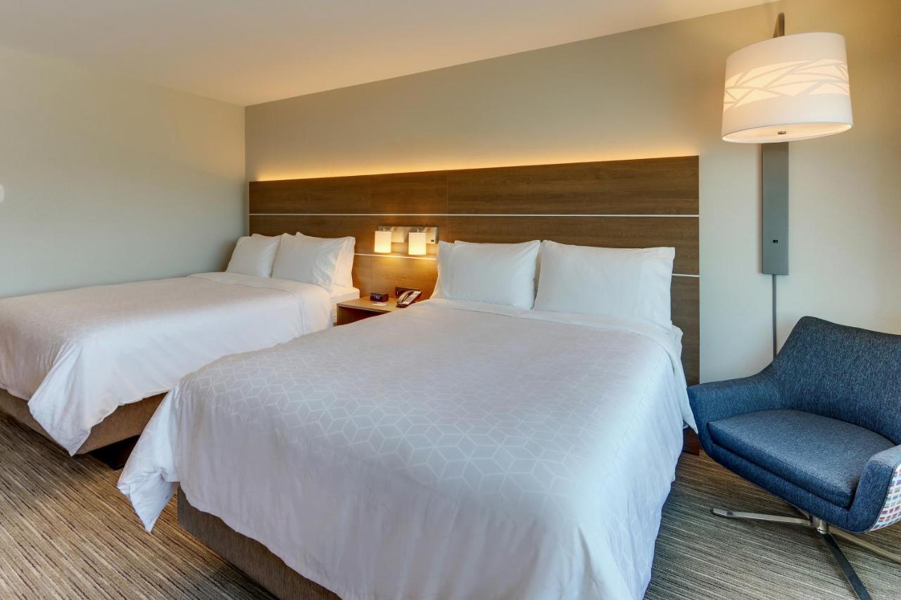 Holiday Inn Express & Suites - Roanoke - Civic Center Exteriör bild