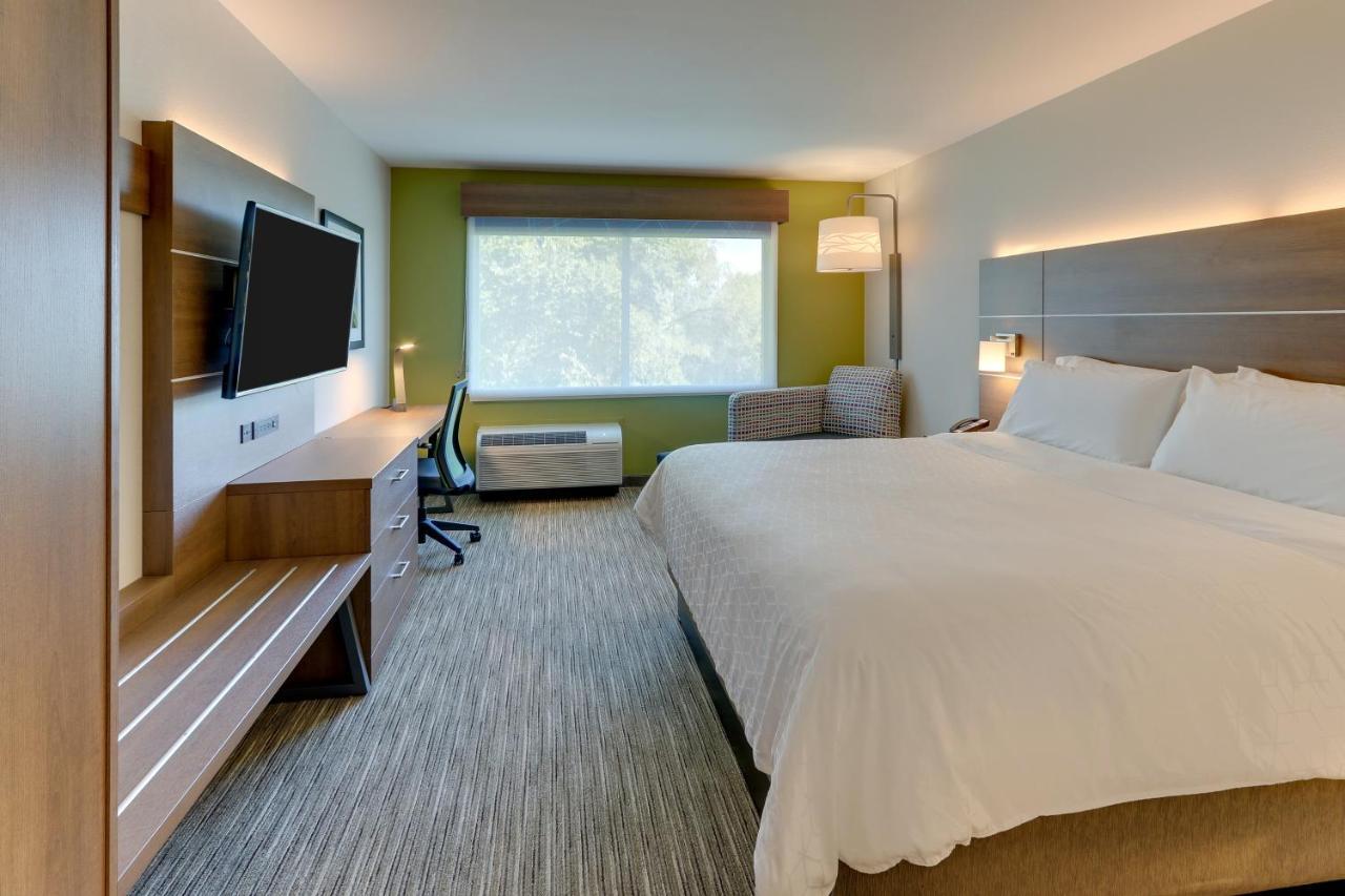 Holiday Inn Express & Suites - Roanoke - Civic Center Exteriör bild